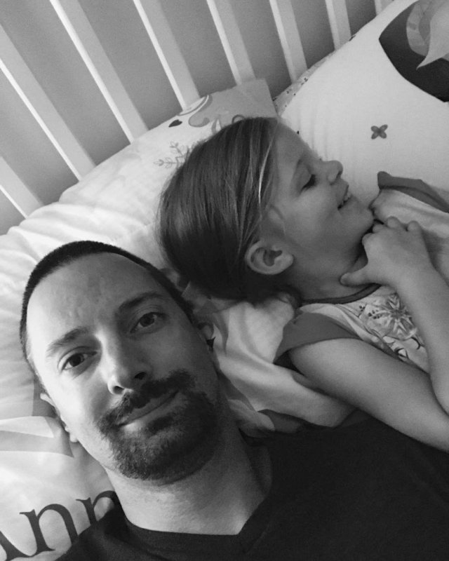 /2017/watching-some-pegcat-before-bed/image0